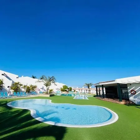 Apartamento In Malibu Park Near With Aqua Park *